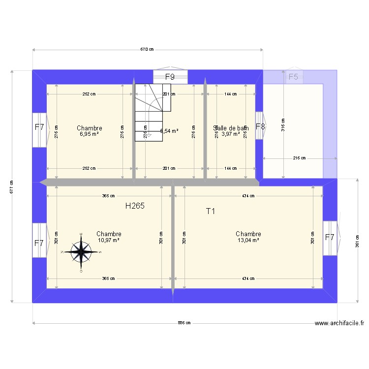 Coupra. Plan de 14 pièces et 135 m2