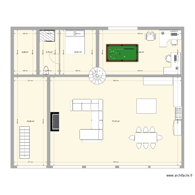 sechoir. Plan de 6 pièces et 145 m2