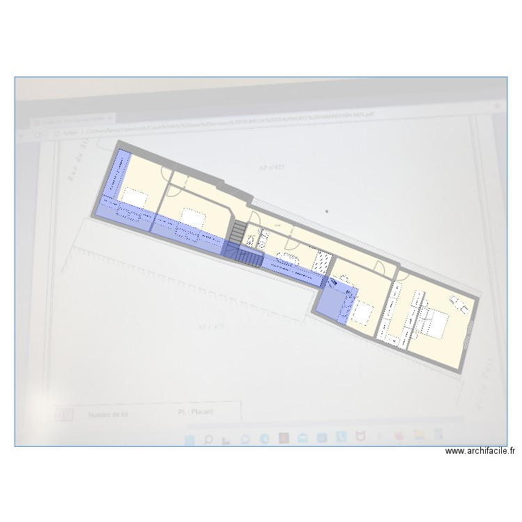 Grenier. Plan de 24 pièces et 263 m2