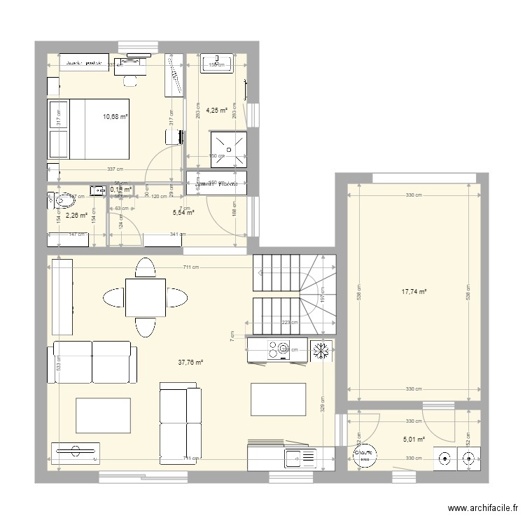 Sablet RDC V1. Plan de 8 pièces et 83 m2