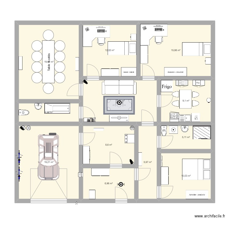 Maison Mesnil. Plan de 12 pièces et 131 m2