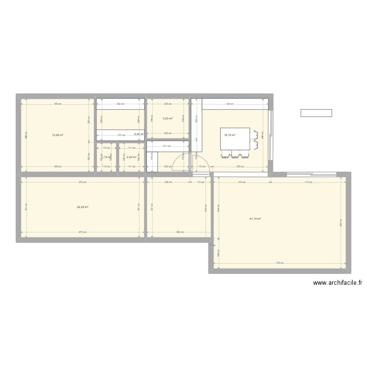 Maison 6. Plan de 8 pièces et 122 m2
