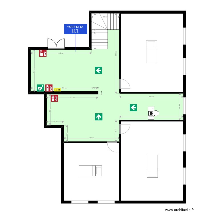 Coucou rdc. Plan de 4 pièces et 158 m2