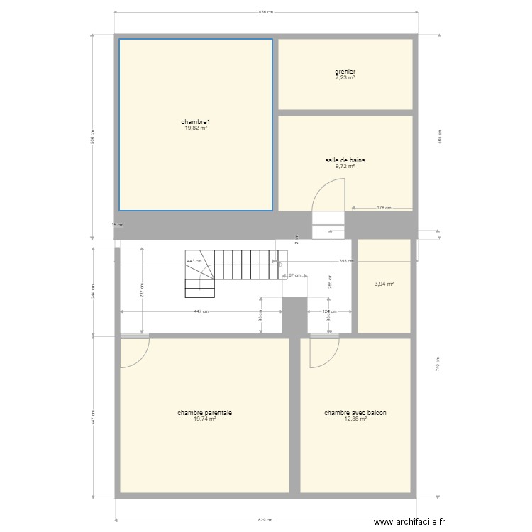 1er etatge. Plan de 0 pièce et 0 m2