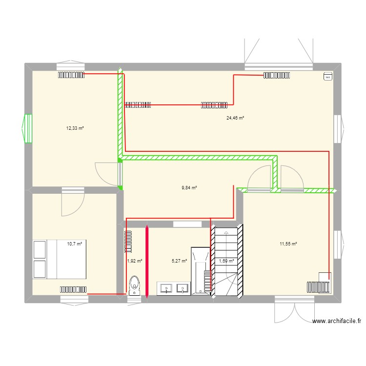 RDC 2. Plan de 8 pièces et 78 m2