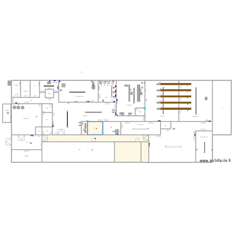 plan des machines. Plan de 31 pièces et 2121 m2