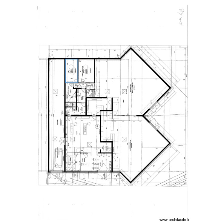 look. Plan de 10 pièces et 645 m2