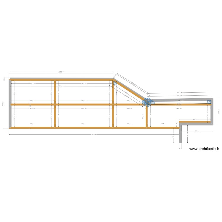 plans028. Plan de 9 pièces et 69 m2