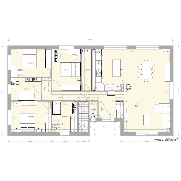 Maison type 3. Plan de 9 pièces et 137 m2
