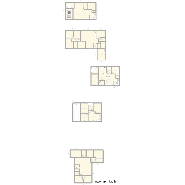 Plein pied 1. Plan de 40 pièces et 552 m2