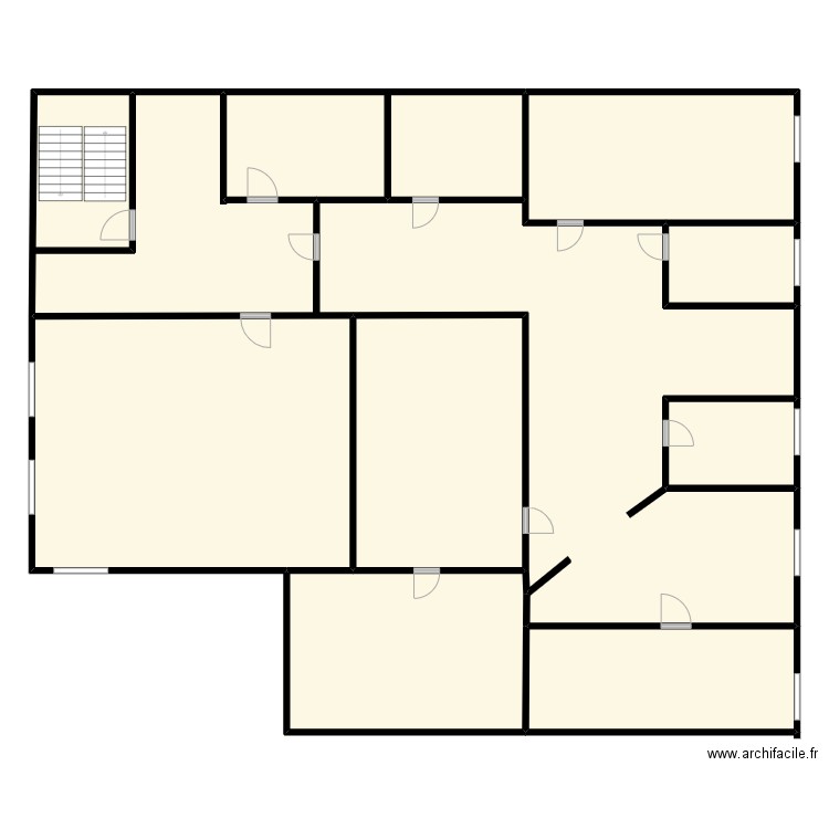 IDBHBlocAniveau-1. Plan de 9 pièces et 418 m2