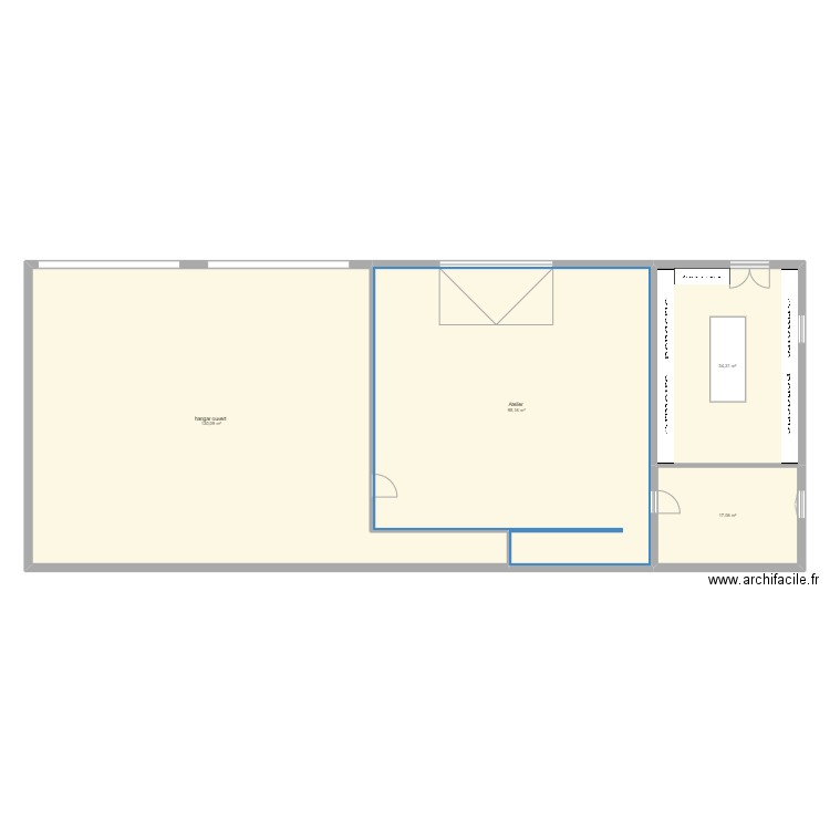 Atelier . Plan de 4 pièces et 277 m2