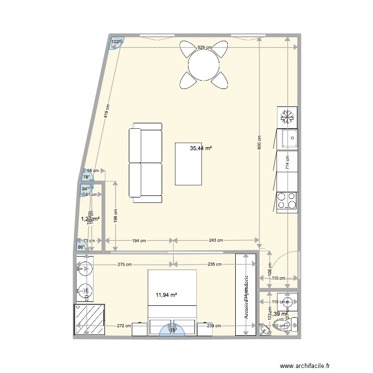 CLEMENCEAU. Plan de 4 pièces et 50 m2