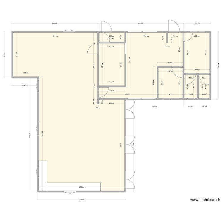 local carton. Plan de 6 pièces et 127 m2