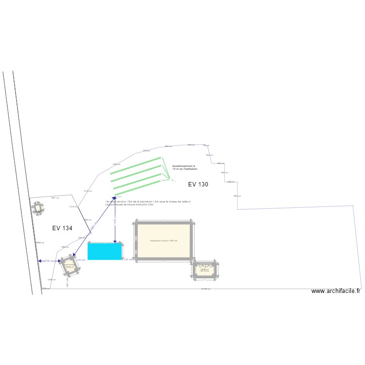 Plan de masse. Plan de 4 pièces et 234 m2