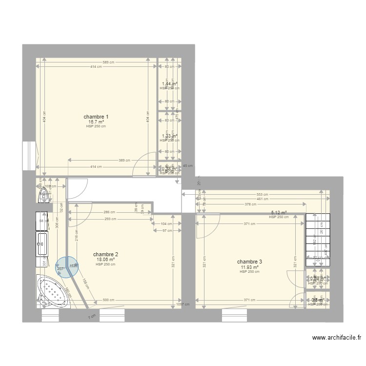 plan étage projet 1 salle de bain. Plan de 9 pièces et 56 m2