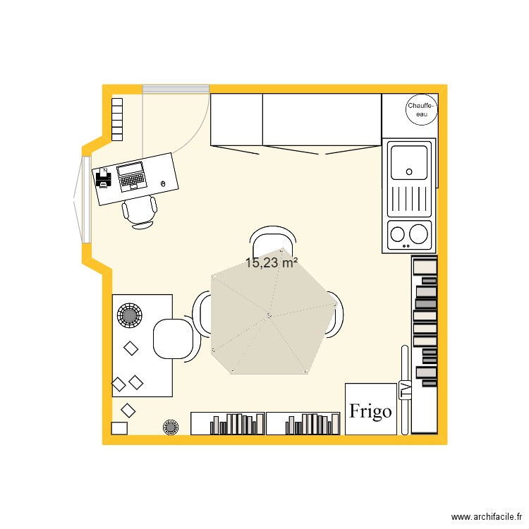 JARDIN PUB AVANT. Plan de 1 pièce et 15 m2