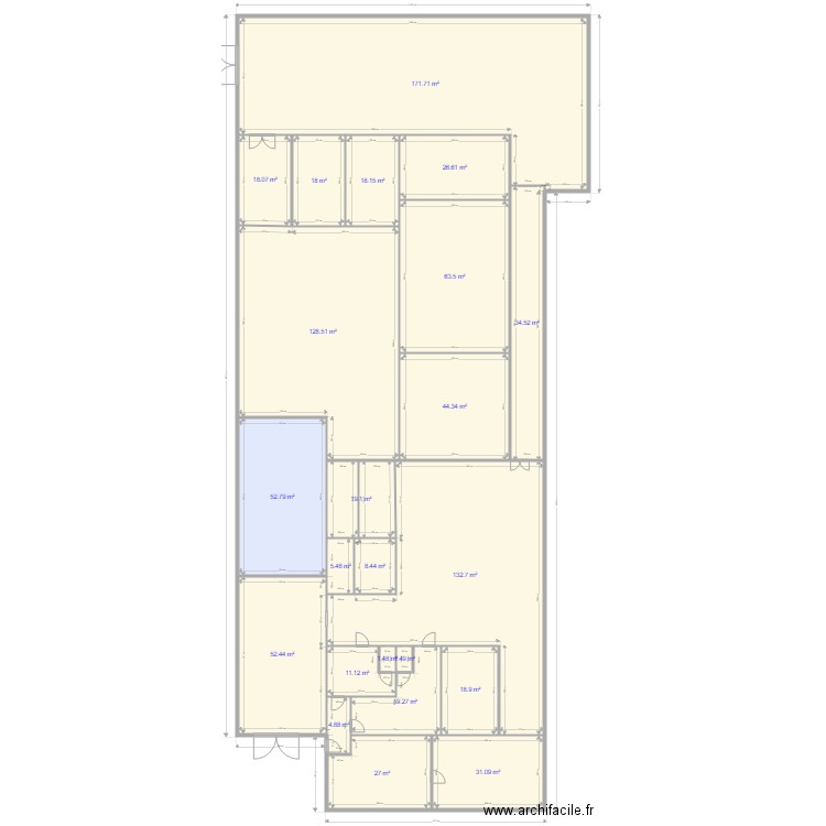 Salaison bearn 005. Plan de 23 pièces et 910 m2