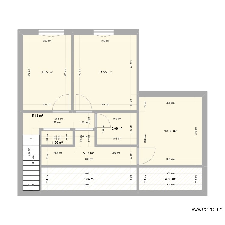 Etage ancien. Plan de 9 pièces et 54 m2