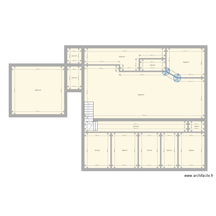 Juillet 2. Plan de 14 pièces et 163 m2