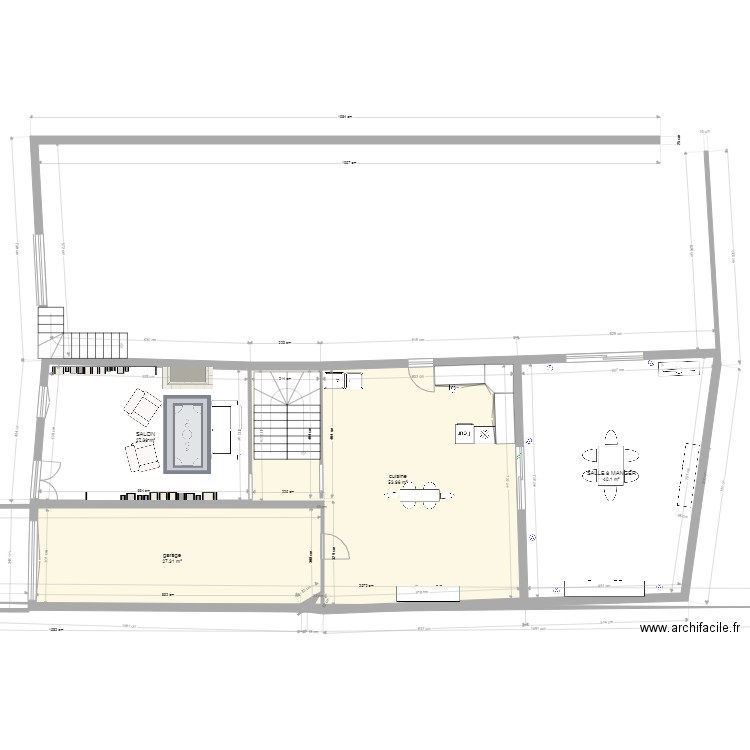 maison RdC. Plan de 6 pièces et 142 m2