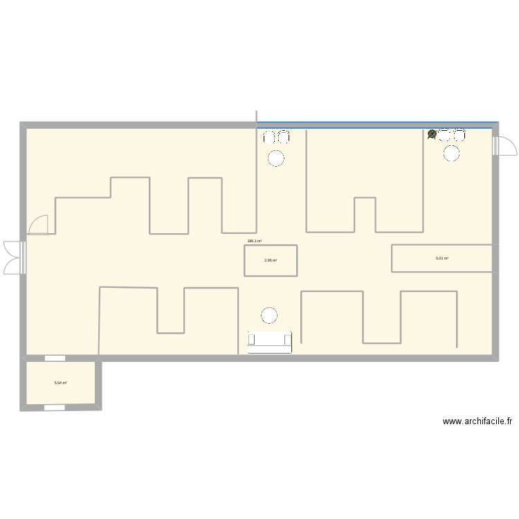 plan magasin. Plan de 4 pièces et 203 m2