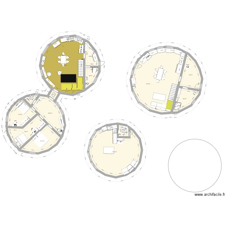 plan double yourte. Plan de 14 pièces et 241 m2