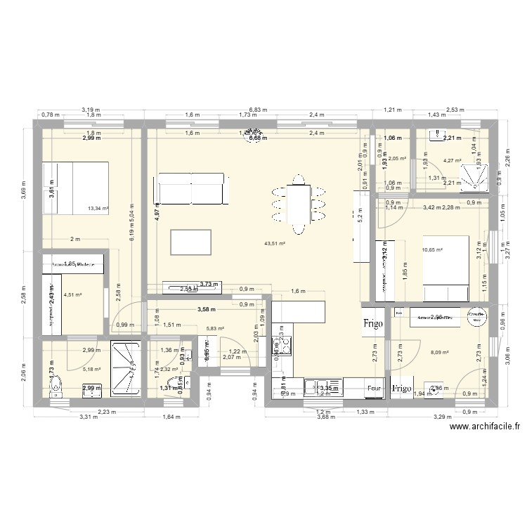 100 m2 avec 2 chambres. Plan de 10 pièces et 100 m2