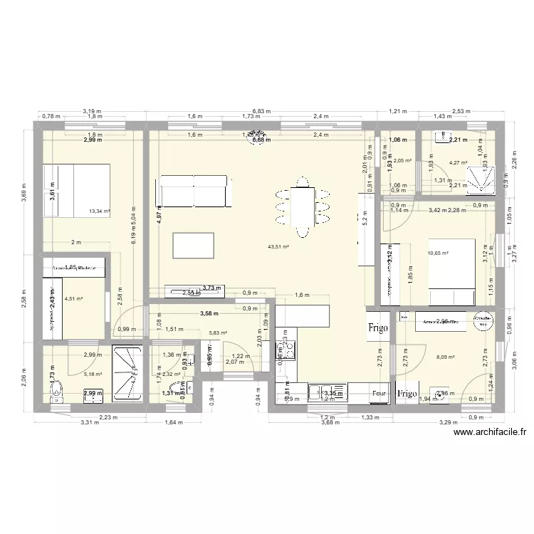 100 m2 avec 2 chambres. Plan de 