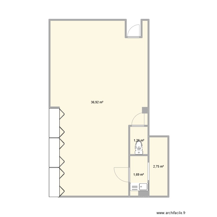 local. Plan de 4 pièces et 43 m2