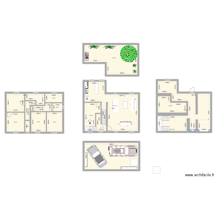 Maison. Plan de 15 pièces et 274 m2