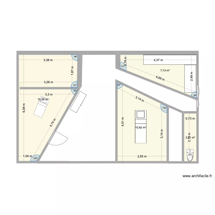 Julie. Plan de 4  et 35 m²