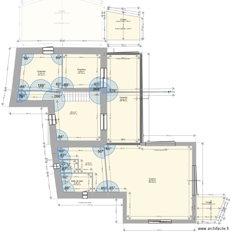 Palomba. Plan de 15 pièces et 166 m2