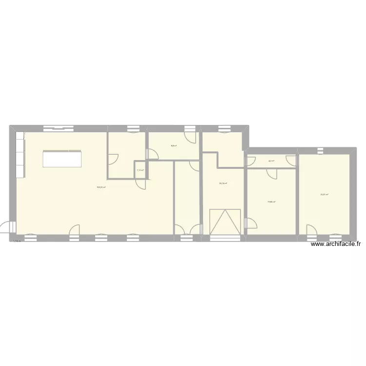 Maison. Plan de 8  et 384 m²