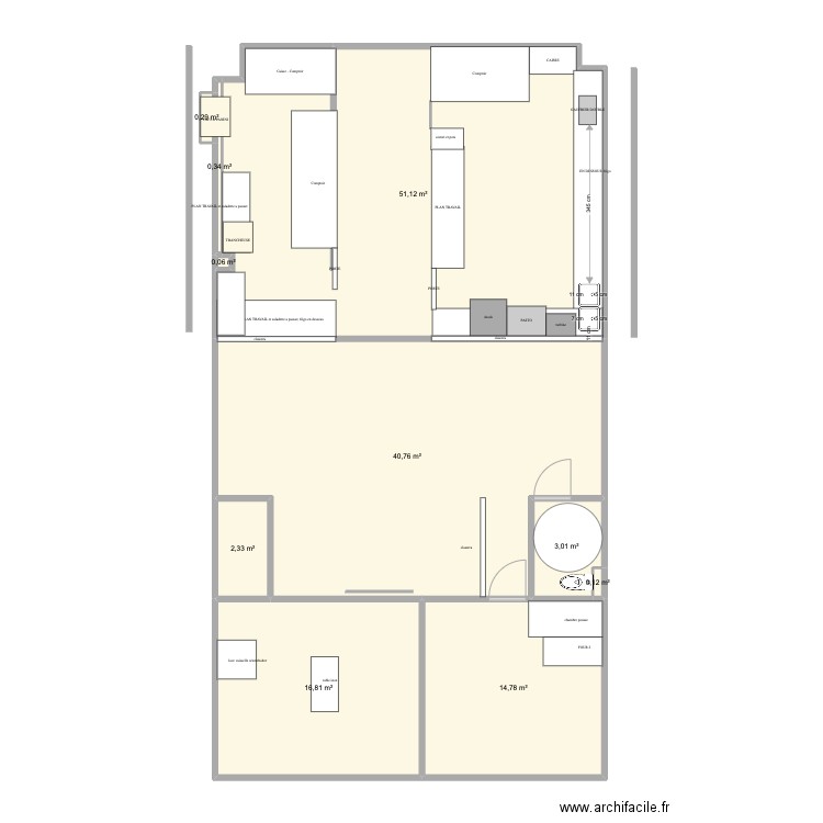 GALERIE . Plan de 10 pièces et 130 m2