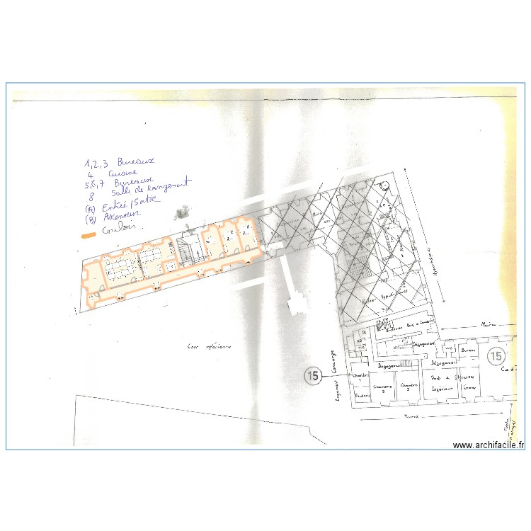 Saint Pons Mairie. Plan de 9 pièces et 159 m2