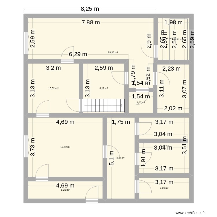 Virecour V2. Plan de 18 pièces et 207 m2