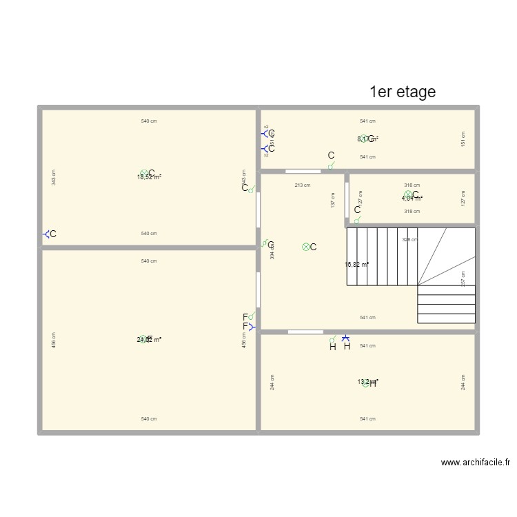 Elkassi 1er etage. Plan de 6 pièces et 85 m2