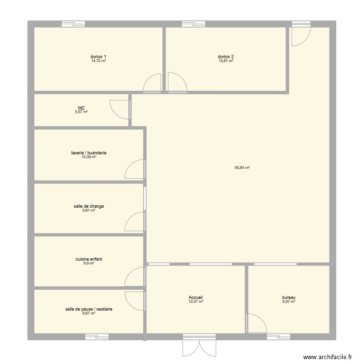 plan 1. Plan de 10 pièces et 155 m2