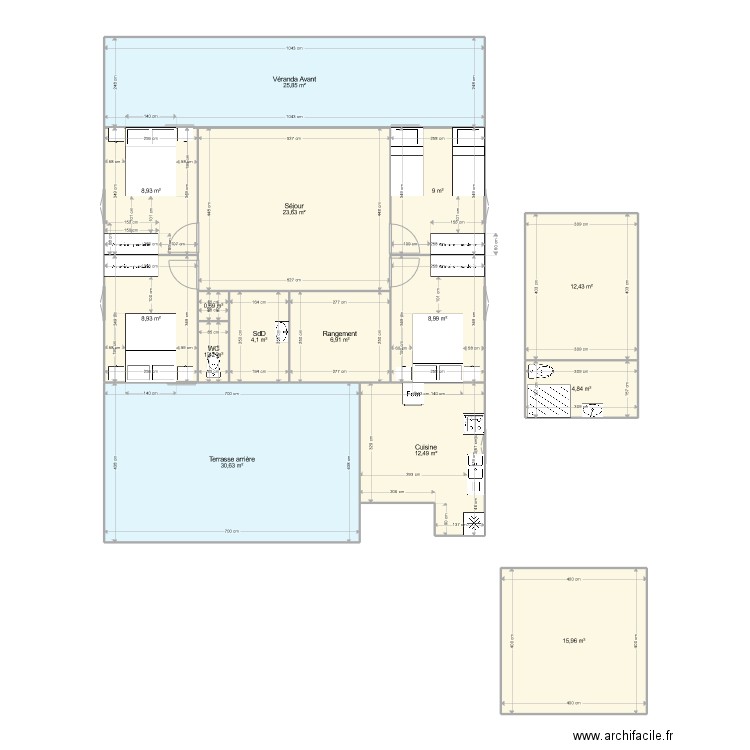 Plan Hermitage. Plan de 15 pièces et 175 m2