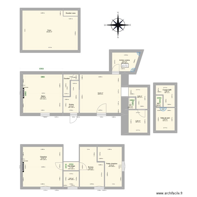 Maison . Plan de 18 pièces et 144 m2
