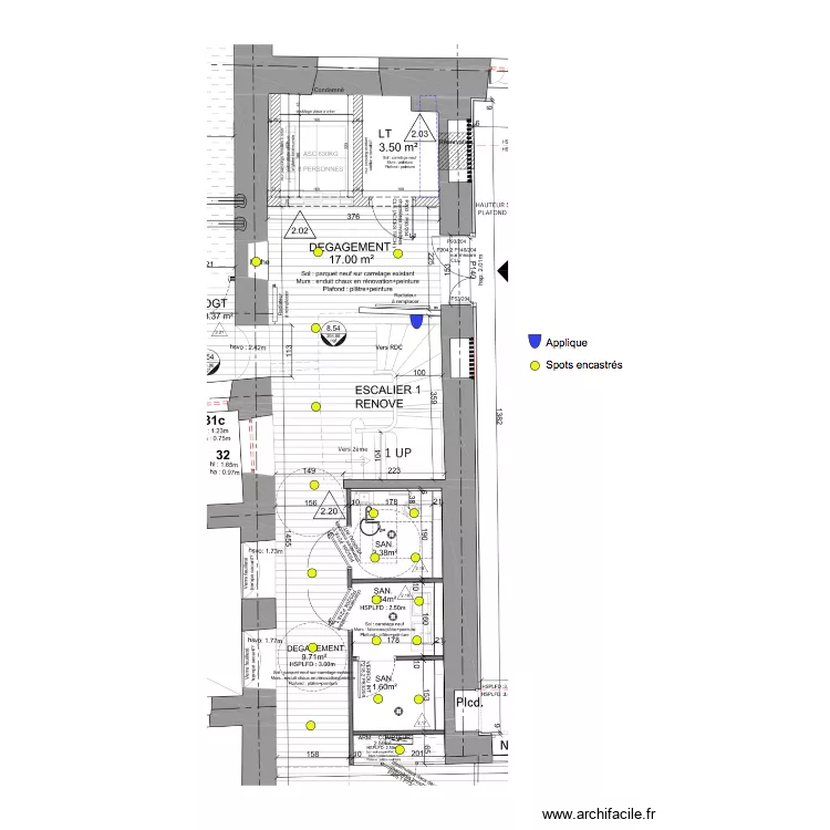 Couloir 1&egrave;re &eacute;tage Plan &eacute;clairage. Plan de 