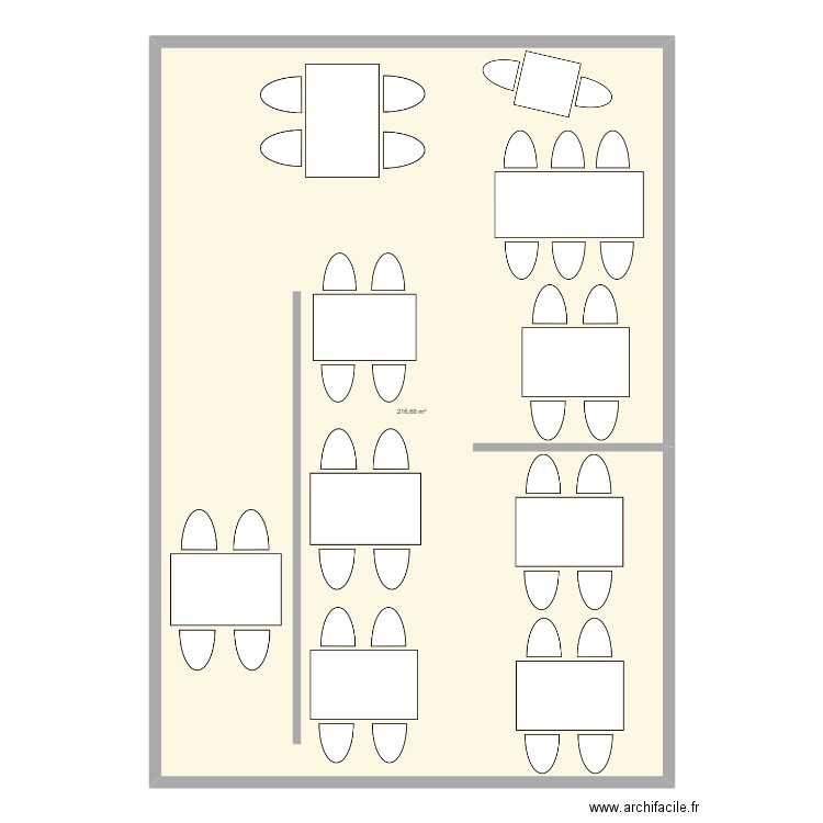 PLAN DE TABLE SAM. Plan de 1 pièce et 217 m2