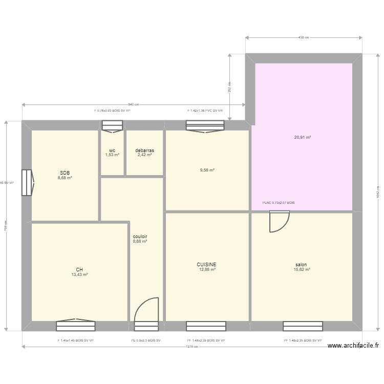 STRAMARE. Plan de 9 pièces et 94 m2