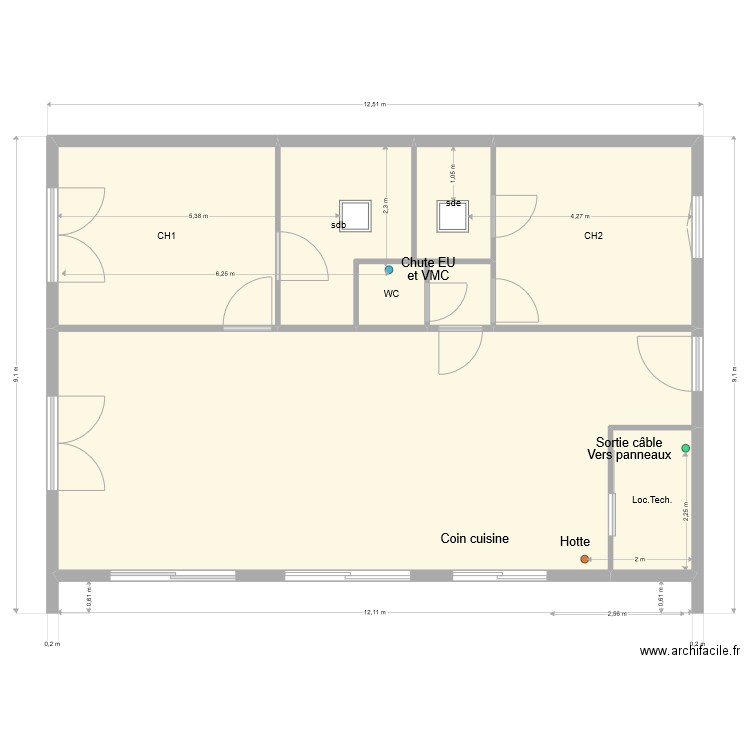 base toit. Plan de 8 pièces et 96 m2