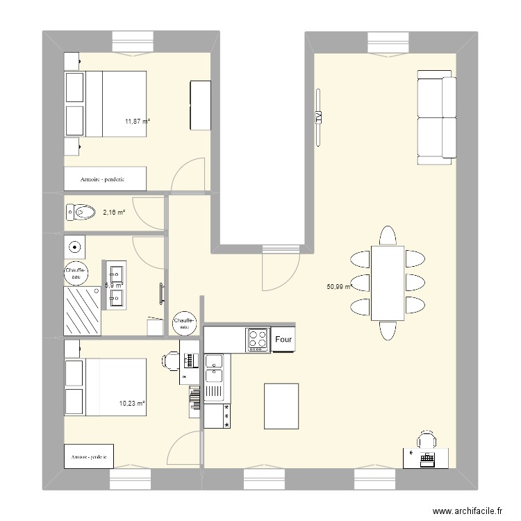 T4 en U 2. Plan de 5 pièces et 81 m2