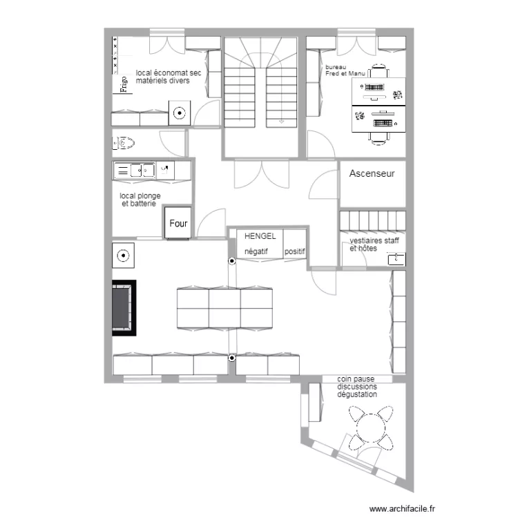 cabaret du vivarais 2. Plan de 