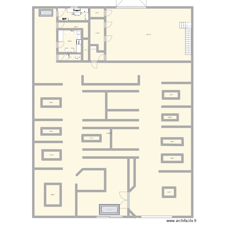 jcc. Plan de 19 pièces et 586 m2