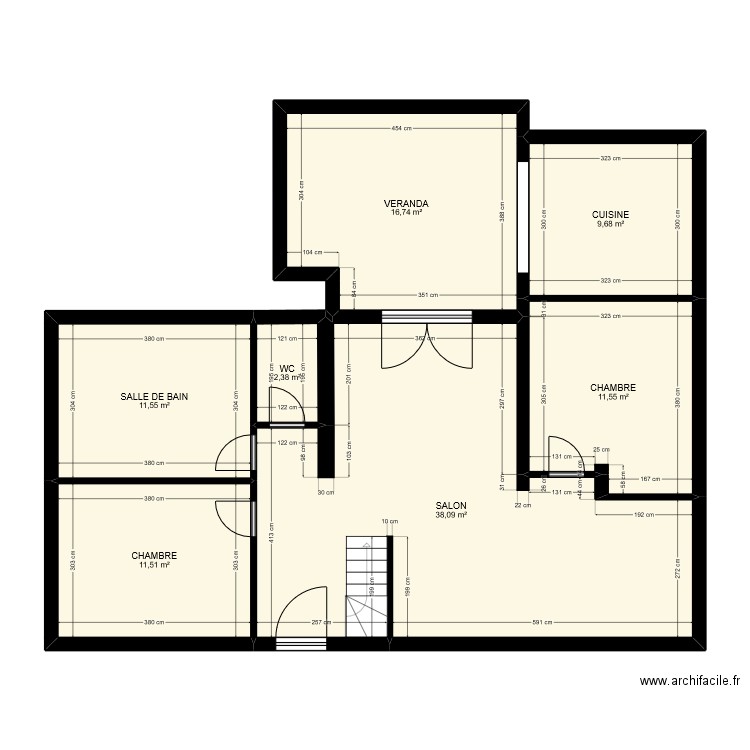 Nathalie juste maison. Plan de 7 pièces et 102 m2