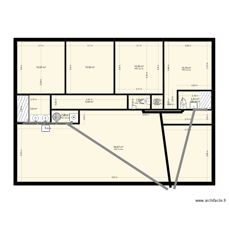 evacuation. Plan de 11 pièces et 111 m2